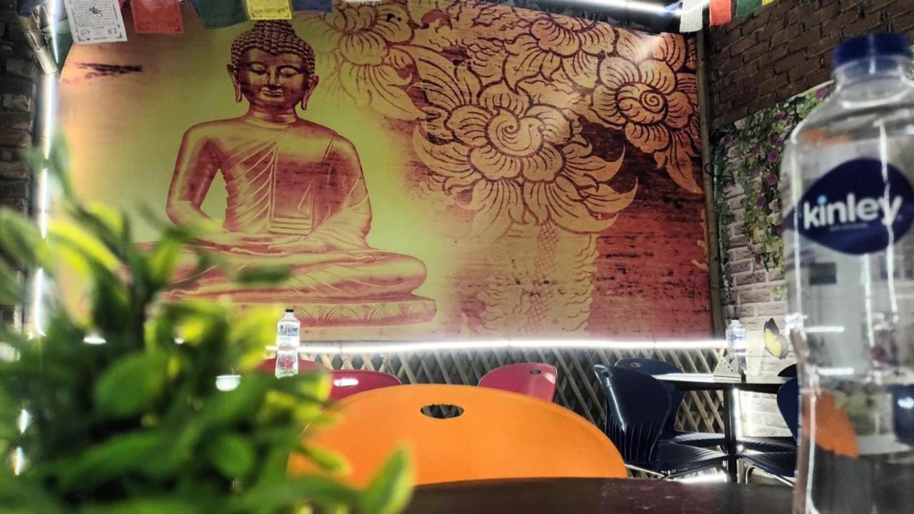 Hampton Hotel - 200 Mt From Golden Temple Amritsar Ngoại thất bức ảnh